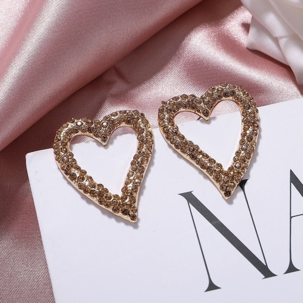 Ryah heart earrings